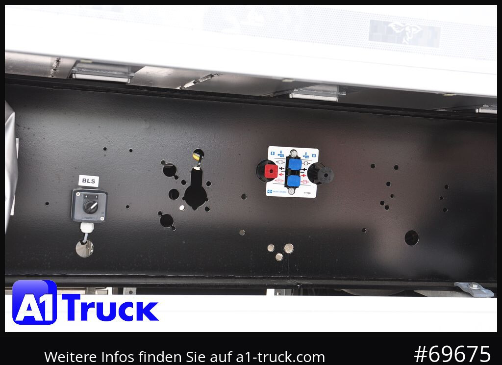 REISCH RHKS, Alu-Kippmulde 57m³, Kombitüren, Alufelgen, Liftachse, - Kippiauto puoliperävaunu: kuva REISCH RHKS, Alu-Kippmulde 57m³, Kombitüren, Alufelgen, Liftachse, - Kippiauto puoliperävaunu REISCH RHKS, Alu-Kippmulde 57m³, Kombitüren, Alufelgen, Liftachse, - Kippiauto puoliperävaunu: kuva REISCH RHKS, Alu-Kippmulde 57m³, Kombitüren, Alufelgen, Liftachse, - Kippiauto puoliperävaunu