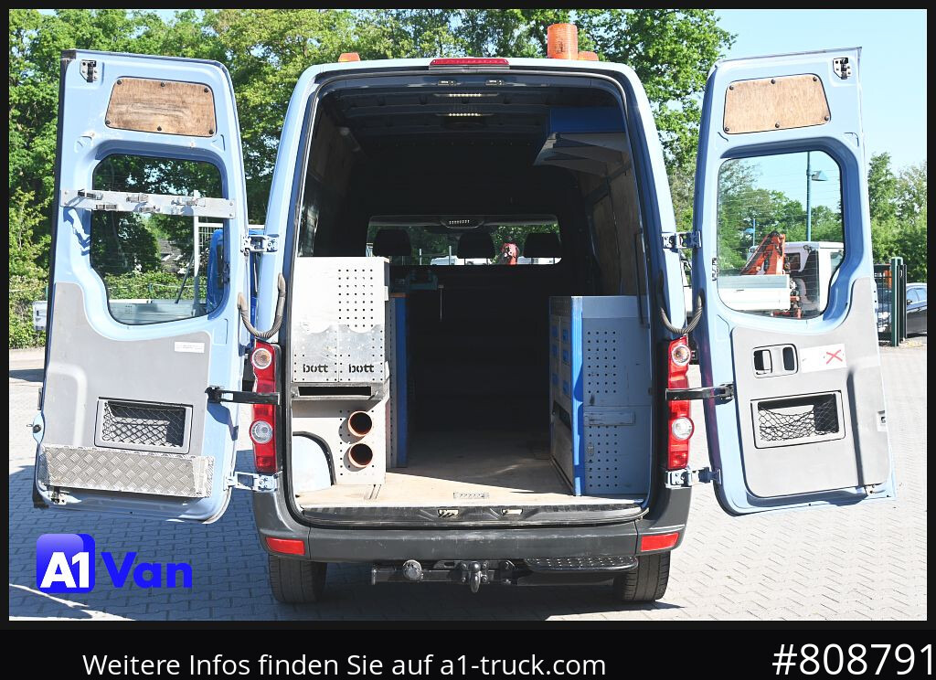 VOLKSWAGEN Crafter 35 L1H2, AHK, Standheizung, Werkstatteinrichtung - Pakettiauto: kuva VOLKSWAGEN Crafter 35 L1H2, AHK, Standheizung, Werkstatteinrichtung - Pakettiauto VOLKSWAGEN Crafter 35 L1H2, AHK, Standheizung, Werkstatteinrichtung - Pakettiauto: kuva VOLKSWAGEN Crafter 35 L1H2, AHK, Standheizung, Werkstatteinrichtung - Pakettiauto