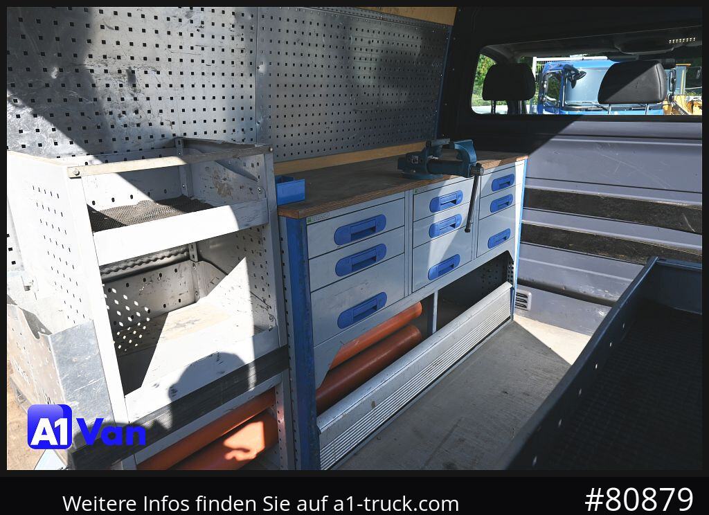 VOLKSWAGEN Crafter 35 L1H2, AHK, Standheizung, Werkstatteinrichtung - Pakettiauto: kuva VOLKSWAGEN Crafter 35 L1H2, AHK, Standheizung, Werkstatteinrichtung - Pakettiauto VOLKSWAGEN Crafter 35 L1H2, AHK, Standheizung, Werkstatteinrichtung - Pakettiauto: kuva VOLKSWAGEN Crafter 35 L1H2, AHK, Standheizung, Werkstatteinrichtung - Pakettiauto