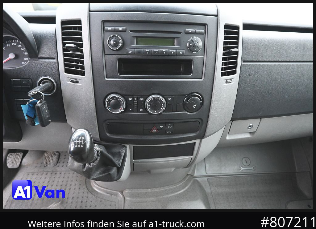 VOLKSWAGEN Crafter 35 L2H2 Kastenwagen, Klima, AHK - Pakettiauto: kuva VOLKSWAGEN Crafter 35 L2H2 Kastenwagen, Klima, AHK - Pakettiauto VOLKSWAGEN Crafter 35 L2H2 Kastenwagen, Klima, AHK - Pakettiauto: kuva VOLKSWAGEN Crafter 35 L2H2 Kastenwagen, Klima, AHK - Pakettiauto