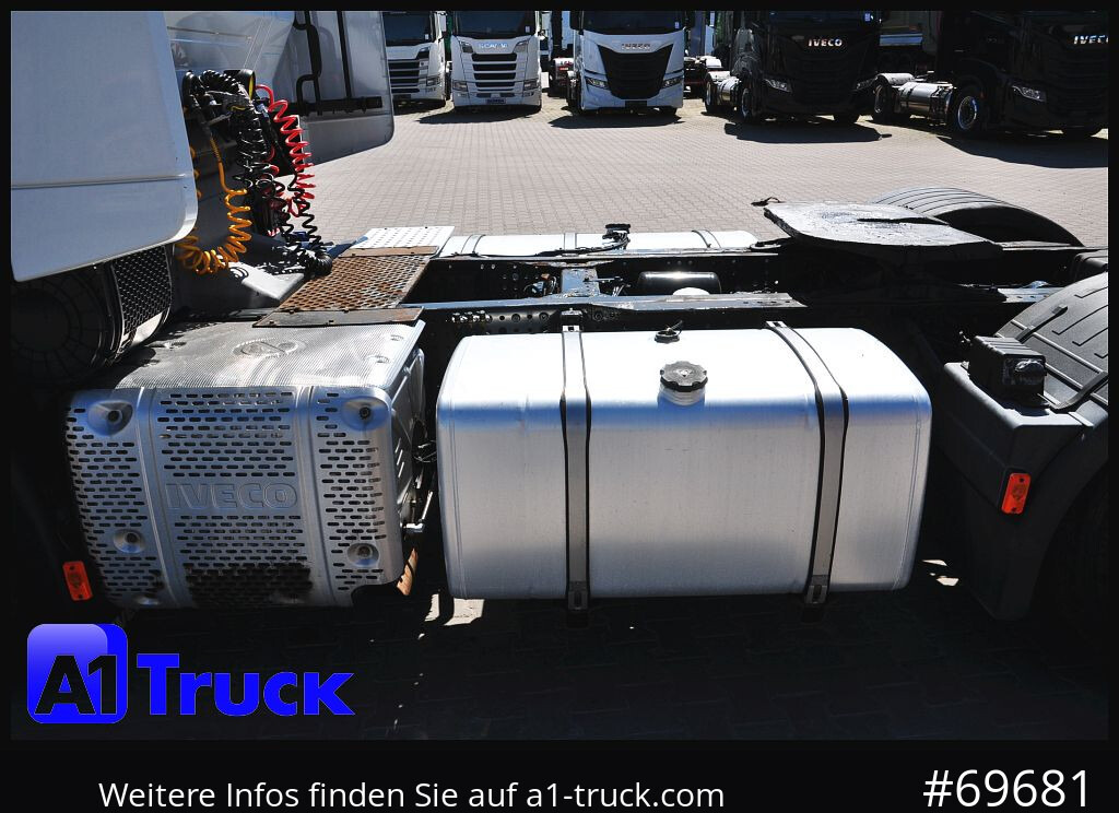 IVECO Stralis 420, ZF-Intarder 2x Tank, - Vetopöytäauto: kuva IVECO Stralis 420, ZF-Intarder 2x Tank, - Vetopöytäauto IVECO Stralis 420, ZF-Intarder 2x Tank, - Vetopöytäauto: kuva IVECO Stralis 420, ZF-Intarder 2x Tank, - Vetopöytäauto