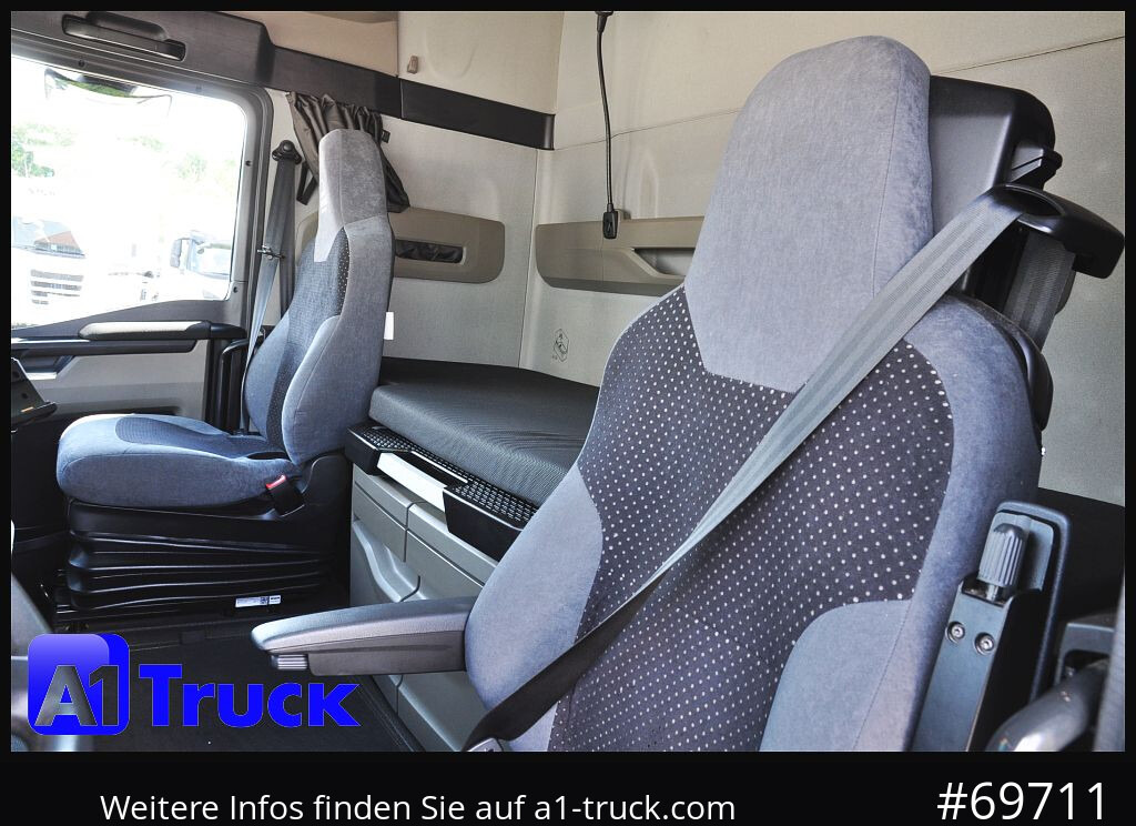 MAN TGX 18,480 BLS Intarder Standklima, Soundsystem - Vetopöytäauto: kuva MAN TGX 18,480 BLS Intarder Standklima, Soundsystem - Vetopöytäauto MAN TGX 18,480 BLS Intarder Standklima, Soundsystem - Vetopöytäauto: kuva MAN TGX 18,480 BLS Intarder Standklima, Soundsystem - Vetopöytäauto