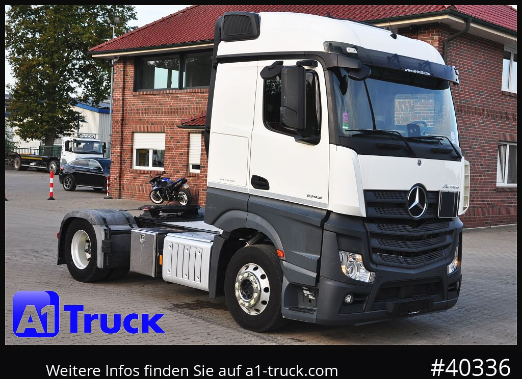 MERCEDES-BENZ Actros 1843, ADR/GGVS Retarder, - Vetopöytäauto: kuva MERCEDES-BENZ Actros 1843, ADR/GGVS Retarder, - Vetopöytäauto MERCEDES-BENZ Actros 1843, ADR/GGVS Retarder, - Vetopöytäauto: kuva MERCEDES-BENZ Actros 1843, ADR/GGVS Retarder, - Vetopöytäauto