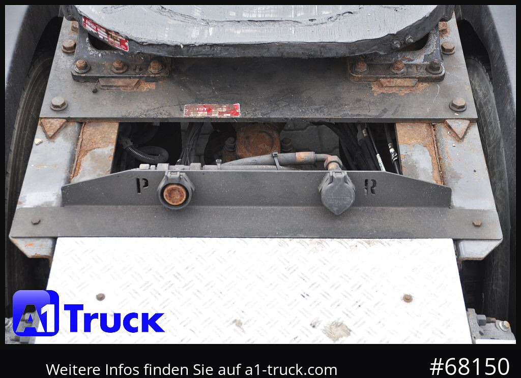 VOLVO FH16, 600, 6x4, Schwerlast,120t.Standklima, Hydraulik, - Vetopöytäauto: kuva VOLVO FH16, 600, 6x4, Schwerlast,120t.Standklima, Hydraulik, - Vetopöytäauto VOLVO FH16, 600, 6x4, Schwerlast,120t.Standklima, Hydraulik, - Vetopöytäauto: kuva VOLVO FH16, 600, 6x4, Schwerlast,120t.Standklima, Hydraulik, - Vetopöytäauto