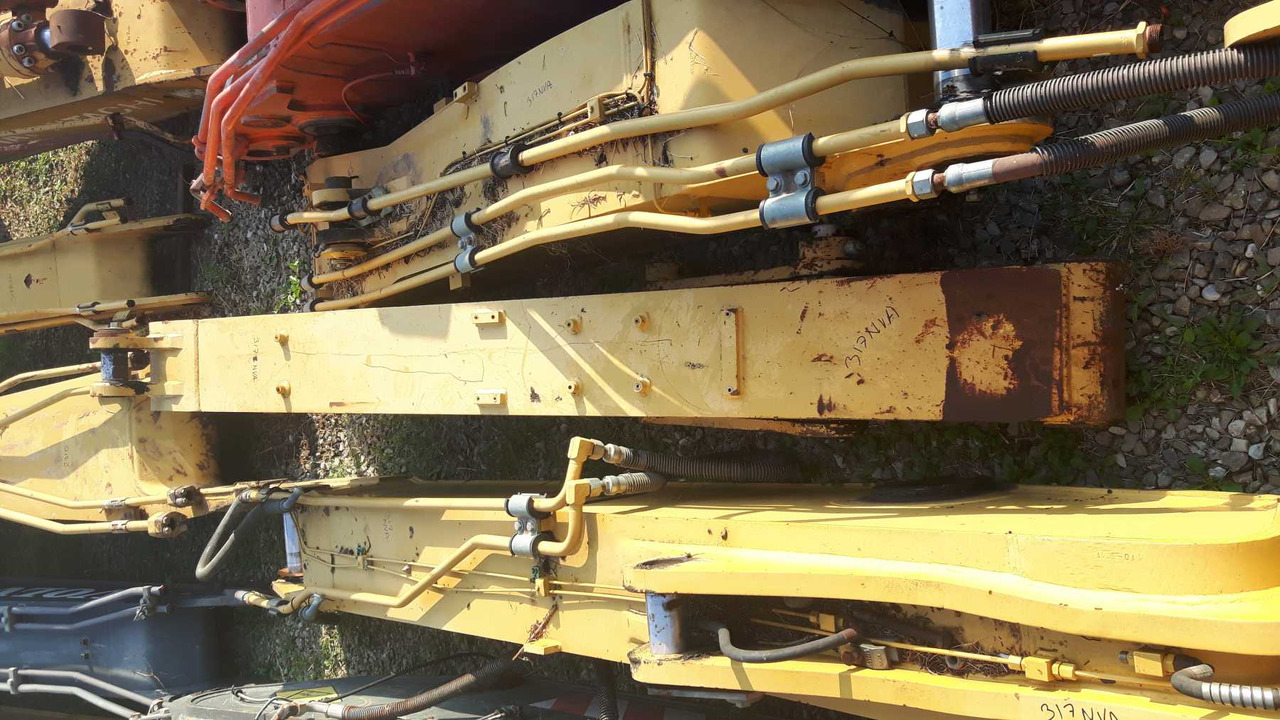 Caterpillar 317B LN STICK CON PERNI E BIELLE - Päällirakenne ja ulkopinta - Rakennuskoneet: kuva Caterpillar 317B LN STICK CON PERNI E BIELLE - Päällirakenne ja ulkopinta - Rakennuskoneet Caterpillar 317B LN STICK CON PERNI E BIELLE - Päällirakenne ja ulkopinta - Rakennuskoneet: kuva Caterpillar 317B LN STICK CON PERNI E BIELLE - Päällirakenne ja ulkopinta - Rakennuskoneet