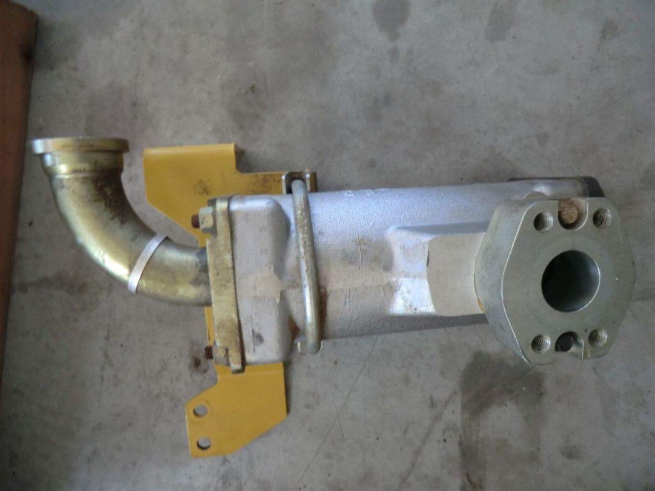 Caterpillar 735 ALLOGGIAMENTO - Päällirakenne ja ulkopinta - Rakennuskoneet: kuva Caterpillar 735 ALLOGGIAMENTO - Päällirakenne ja ulkopinta - Rakennuskoneet Caterpillar 735 ALLOGGIAMENTO - Päällirakenne ja ulkopinta - Rakennuskoneet: kuva Caterpillar 735 ALLOGGIAMENTO - Päällirakenne ja ulkopinta - Rakennuskoneet