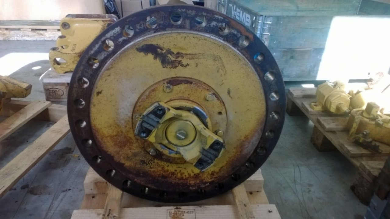 Caterpillar 735 PERNO SNODO CENTRALE - Päällirakenne ja ulkopinta - Rakennuskoneet: kuva Caterpillar 735 PERNO SNODO CENTRALE - Päällirakenne ja ulkopinta - Rakennuskoneet Caterpillar 735 PERNO SNODO CENTRALE - Päällirakenne ja ulkopinta - Rakennuskoneet: kuva Caterpillar 735 PERNO SNODO CENTRALE - Päällirakenne ja ulkopinta - Rakennuskoneet