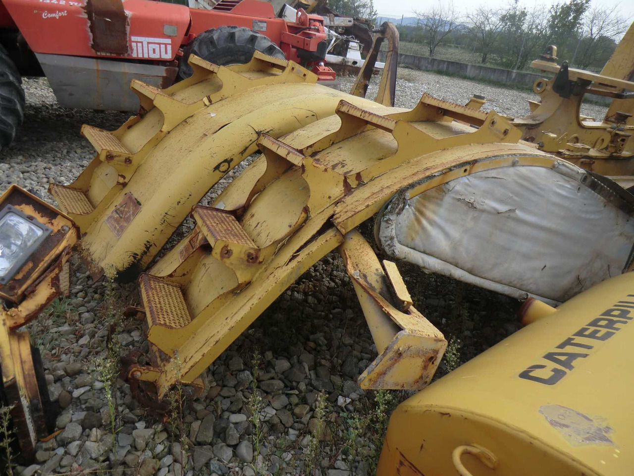 Caterpillar 735 Parafango anteriore destro e sinistro. - Lokasuoja - Rakennuskoneet: kuva Caterpillar 735 Parafango anteriore destro e sinistro. - Lokasuoja - Rakennuskoneet Caterpillar 735 Parafango anteriore destro e sinistro. - Lokasuoja - Rakennuskoneet: kuva Caterpillar 735 Parafango anteriore destro e sinistro. - Lokasuoja - Rakennuskoneet