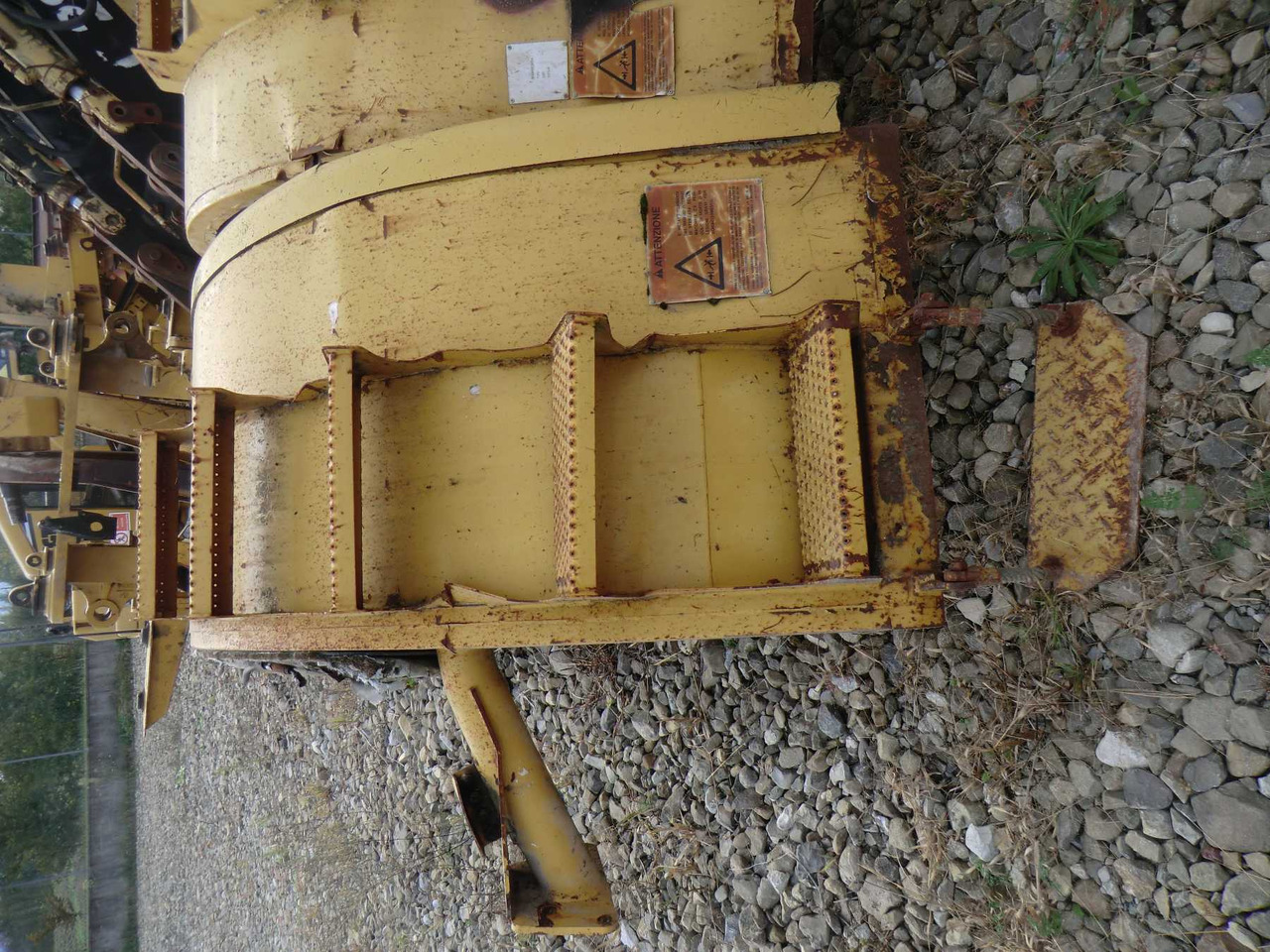 Caterpillar 735 Parafango anteriore destro e sinistro. - Lokasuoja - Rakennuskoneet: kuva Caterpillar 735 Parafango anteriore destro e sinistro. - Lokasuoja - Rakennuskoneet Caterpillar 735 Parafango anteriore destro e sinistro. - Lokasuoja - Rakennuskoneet: kuva Caterpillar 735 Parafango anteriore destro e sinistro. - Lokasuoja - Rakennuskoneet