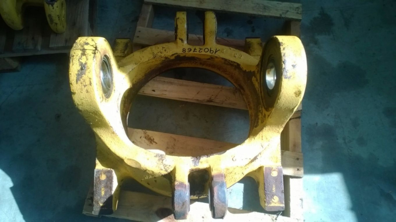 Caterpillar 735 Supporto perno snodo centrale - Päällirakenne ja ulkopinta - Rakennuskoneet: kuva Caterpillar 735 Supporto perno snodo centrale - Päällirakenne ja ulkopinta - Rakennuskoneet Caterpillar 735 Supporto perno snodo centrale - Päällirakenne ja ulkopinta - Rakennuskoneet: kuva Caterpillar 735 Supporto perno snodo centrale - Päällirakenne ja ulkopinta - Rakennuskoneet