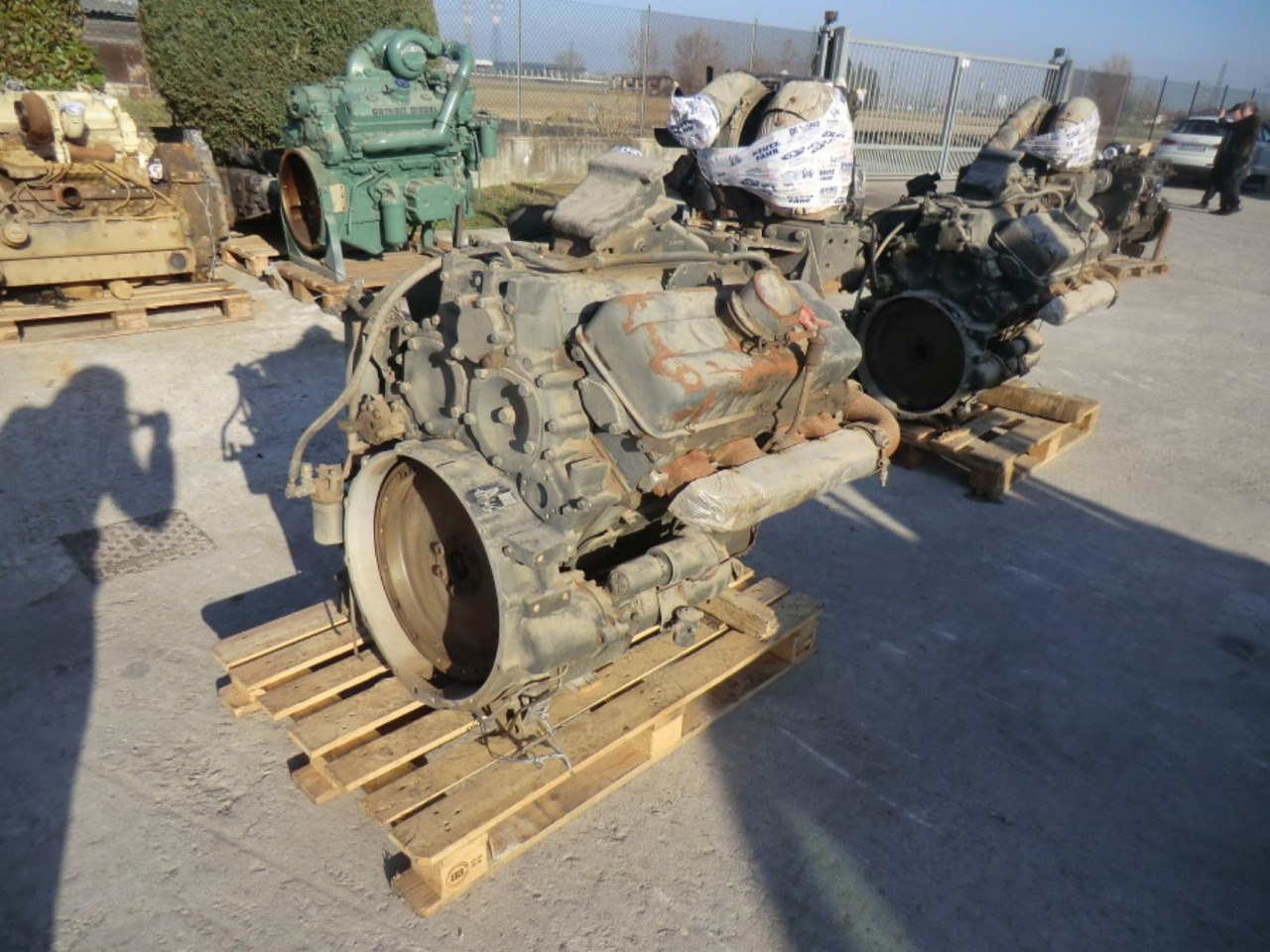 DETROIT DIESEL 8V53 MOTORE MARINO USATO COMPLETO DI TURBO E MOTORINO DI AVVIAMENTO. - Moottori - Rakennuskoneet: kuva DETROIT DIESEL 8V53 MOTORE MARINO USATO COMPLETO DI TURBO E MOTORINO DI AVVIAMENTO. - Moottori - Rakennuskoneet DETROIT DIESEL 8V53 MOTORE MARINO USATO COMPLETO DI TURBO E MOTORINO DI AVVIAMENTO. - Moottori - Rakennuskoneet: kuva DETROIT DIESEL 8V53 MOTORE MARINO USATO COMPLETO DI TURBO E MOTORINO DI AVVIAMENTO. - Moottori - Rakennuskoneet