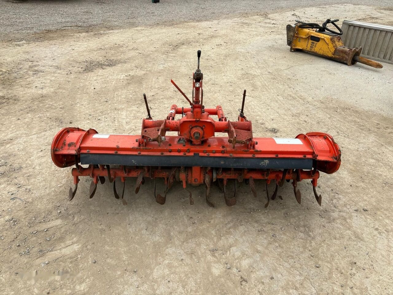 Kubota R 15 N - Kelajyrsin: kuva Kubota R 15 N - Kelajyrsin Kubota R 15 N - Kelajyrsin: kuva Kubota R 15 N - Kelajyrsin