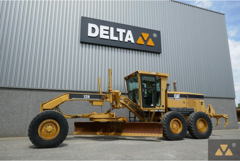 Caterpillar 12H - Tiehöylä: kuva Caterpillar 12H - Tiehöylä Caterpillar 12H - Tiehöylä: kuva Caterpillar 12H - Tiehöylä
