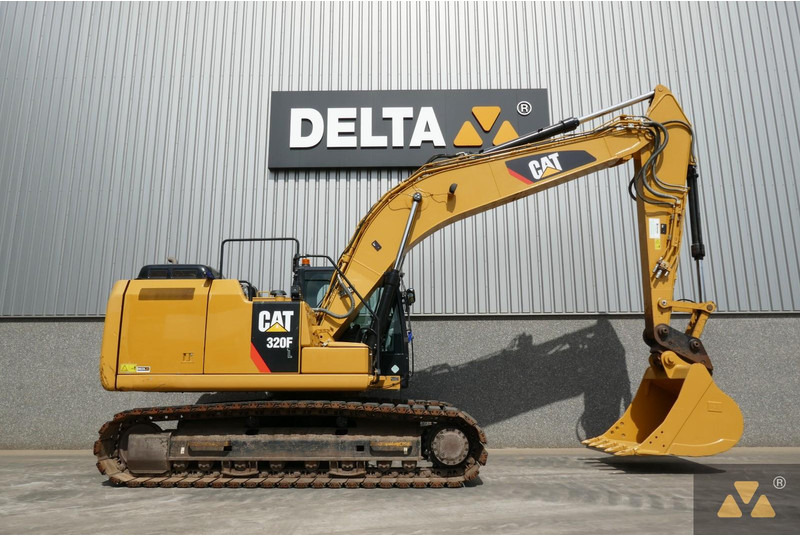 Caterpillar 320FL - Telakaivukone: kuva Caterpillar 320FL - Telakaivukone Caterpillar 320FL - Telakaivukone: kuva Caterpillar 320FL - Telakaivukone