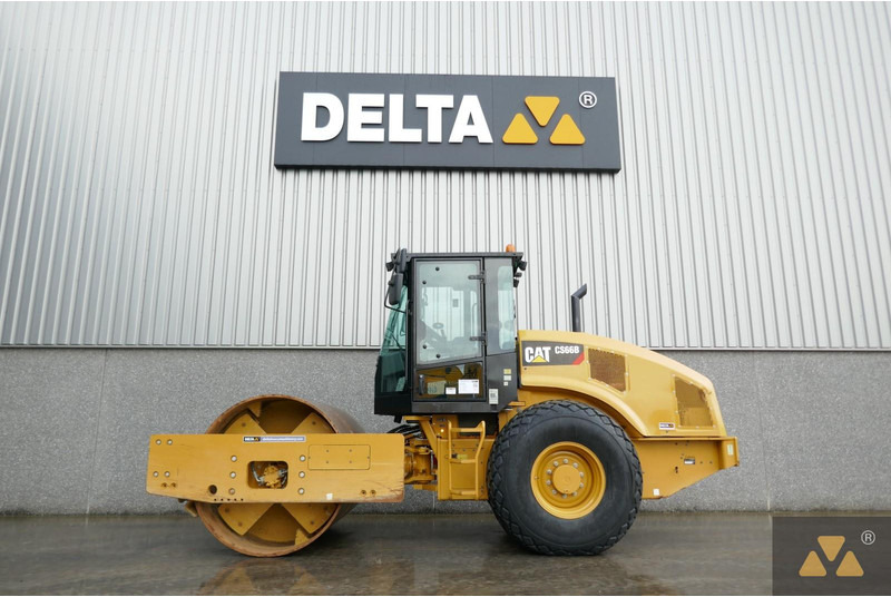 Caterpillar CS66B - Jyrä: kuva Caterpillar CS66B - Jyrä Caterpillar CS66B - Jyrä: kuva Caterpillar CS66B - Jyrä