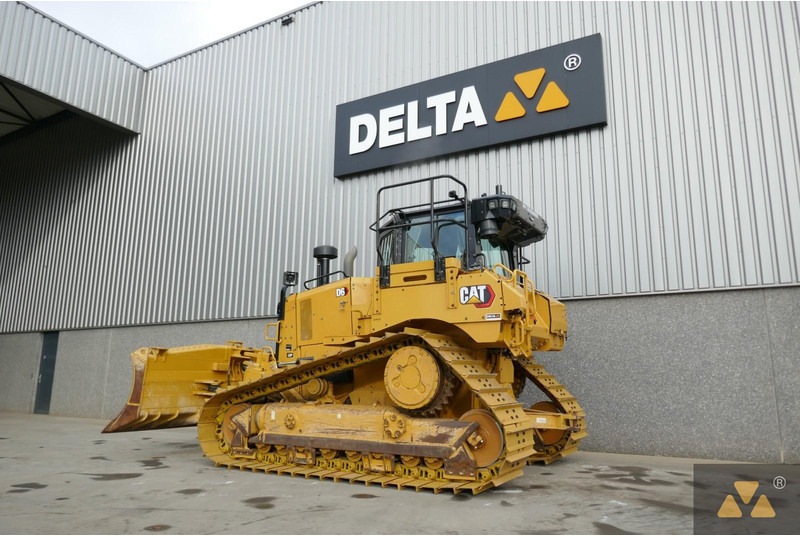 Caterpillar D6 LGP - Puskutraktori: kuva Caterpillar D6 LGP - Puskutraktori Caterpillar D6 LGP - Puskutraktori: kuva Caterpillar D6 LGP - Puskutraktori