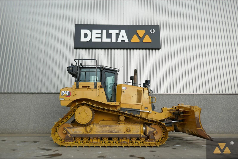 Caterpillar D6 LGP - Puskutraktori: kuva Caterpillar D6 LGP - Puskutraktori Caterpillar D6 LGP - Puskutraktori: kuva Caterpillar D6 LGP - Puskutraktori