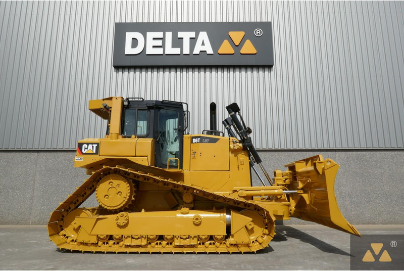 Caterpillar D6T LGP - Puskutraktori: kuva Caterpillar D6T LGP - Puskutraktori Caterpillar D6T LGP - Puskutraktori: kuva Caterpillar D6T LGP - Puskutraktori