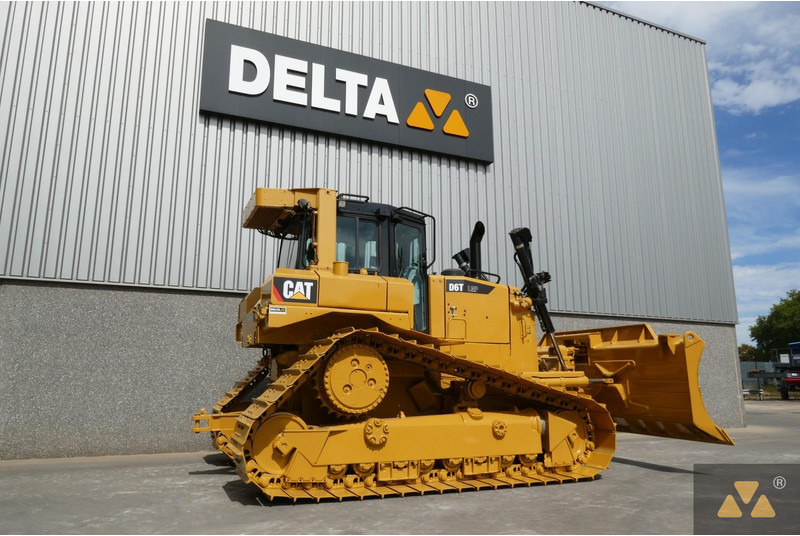 Caterpillar D6T LGP - Puskutraktori: kuva Caterpillar D6T LGP - Puskutraktori Caterpillar D6T LGP - Puskutraktori: kuva Caterpillar D6T LGP - Puskutraktori