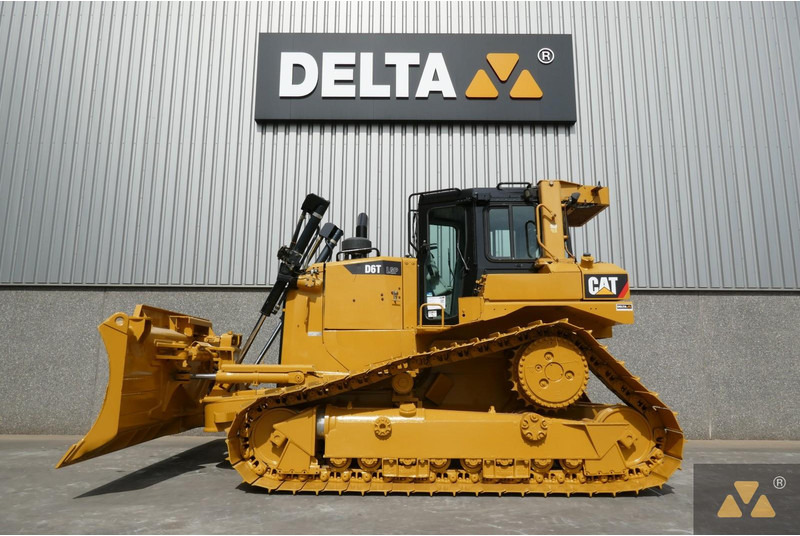 Caterpillar D6T LGP - Puskutraktori: kuva Caterpillar D6T LGP - Puskutraktori Caterpillar D6T LGP - Puskutraktori: kuva Caterpillar D6T LGP - Puskutraktori