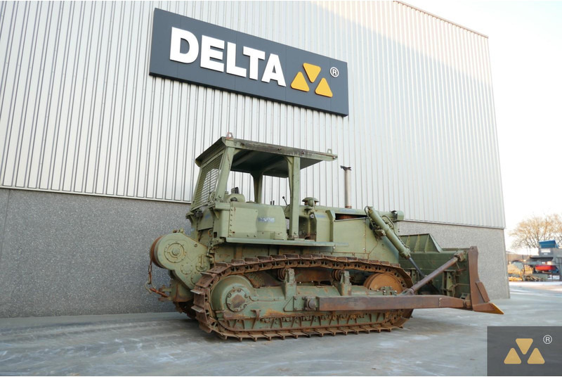 Caterpillar D7F Ex-army - Puskutraktori: kuva Caterpillar D7F Ex-army - Puskutraktori Caterpillar D7F Ex-army - Puskutraktori: kuva Caterpillar D7F Ex-army - Puskutraktori