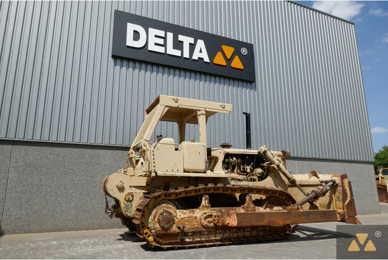 Caterpillar D7G Ex- - Puskutraktori: kuva Caterpillar D7G Ex- - Puskutraktori Caterpillar D7G Ex- - Puskutraktori: kuva Caterpillar D7G Ex- - Puskutraktori