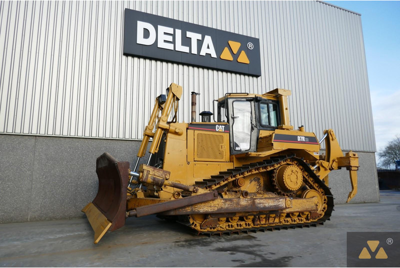 Caterpillar D7R XR Series II - Puskutraktori: kuva Caterpillar D7R XR Series II - Puskutraktori Caterpillar D7R XR Series II - Puskutraktori: kuva Caterpillar D7R XR Series II - Puskutraktori