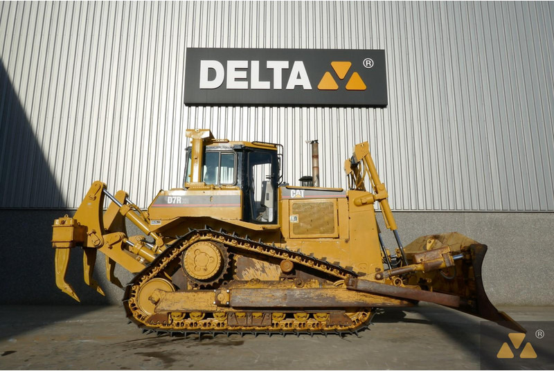 Caterpillar D7R XR Series II - Puskutraktori: kuva Caterpillar D7R XR Series II - Puskutraktori Caterpillar D7R XR Series II - Puskutraktori: kuva Caterpillar D7R XR Series II - Puskutraktori