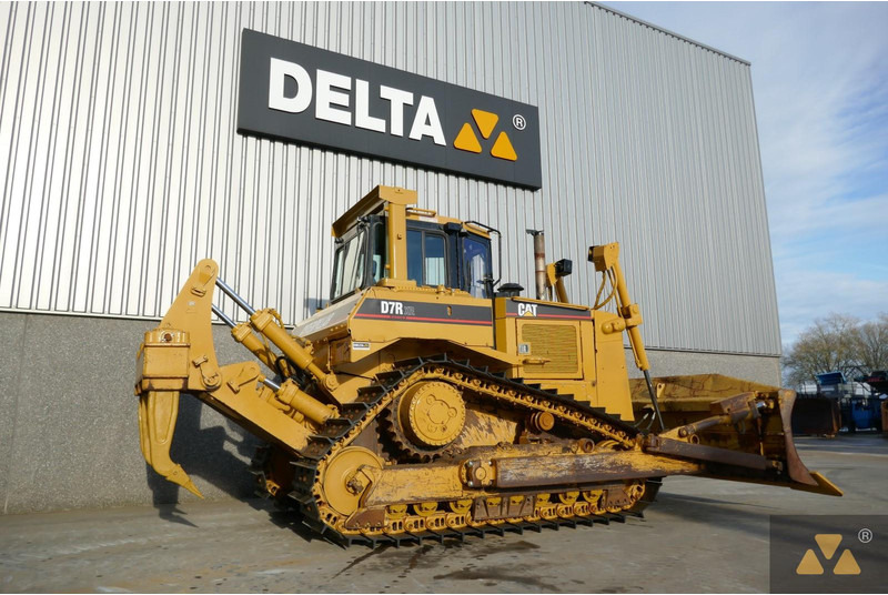 Caterpillar D7R XR Series II - Puskutraktori: kuva Caterpillar D7R XR Series II - Puskutraktori Caterpillar D7R XR Series II - Puskutraktori: kuva Caterpillar D7R XR Series II - Puskutraktori