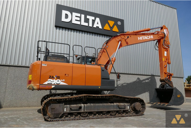 Hitachi ZX210LC-6 - Telakaivukone: kuva Hitachi ZX210LC-6 - Telakaivukone Hitachi ZX210LC-6 - Telakaivukone: kuva Hitachi ZX210LC-6 - Telakaivukone