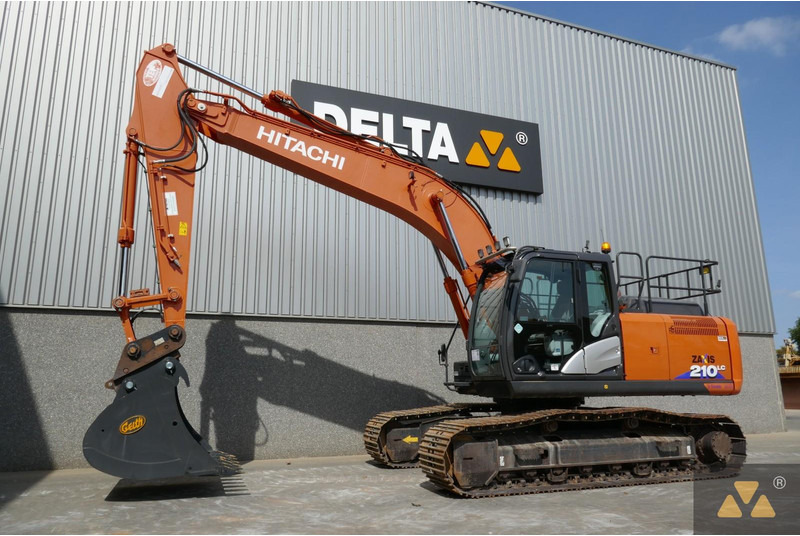 Hitachi ZX210LC-6 - Telakaivukone: kuva Hitachi ZX210LC-6 - Telakaivukone Hitachi ZX210LC-6 - Telakaivukone: kuva Hitachi ZX210LC-6 - Telakaivukone