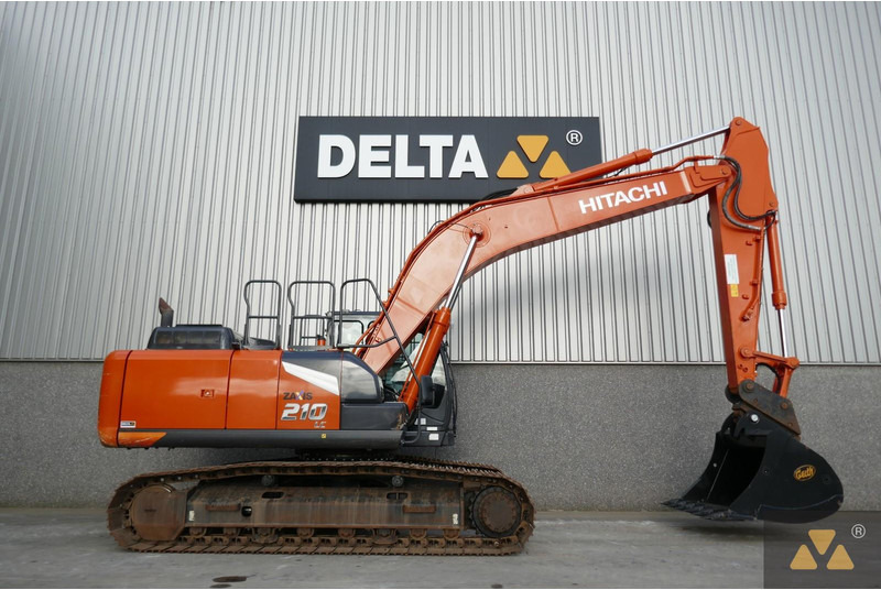 Hitachi ZX210LC-7 - Telakaivukone: kuva Hitachi ZX210LC-7 - Telakaivukone Hitachi ZX210LC-7 - Telakaivukone: kuva Hitachi ZX210LC-7 - Telakaivukone