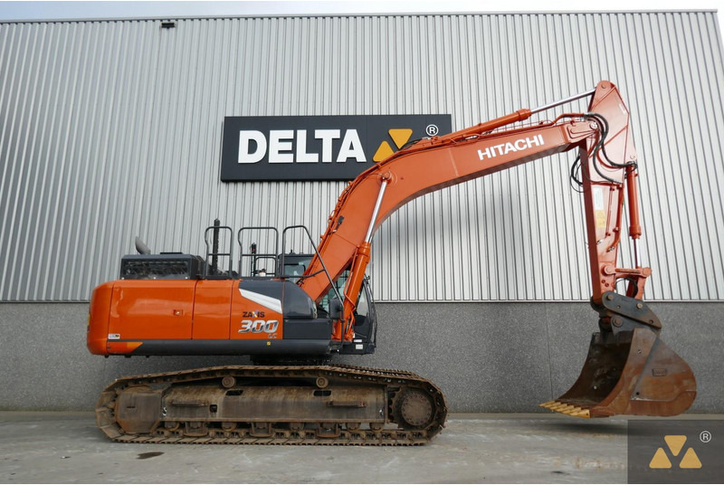 Hitachi ZX300LC-7 - Telakaivukone: kuva Hitachi ZX300LC-7 - Telakaivukone Hitachi ZX300LC-7 - Telakaivukone: kuva Hitachi ZX300LC-7 - Telakaivukone