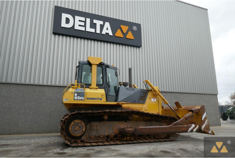 Komatsu D65PX-15EO - Puskutraktori: kuva Komatsu D65PX-15EO - Puskutraktori Komatsu D65PX-15EO - Puskutraktori: kuva Komatsu D65PX-15EO - Puskutraktori