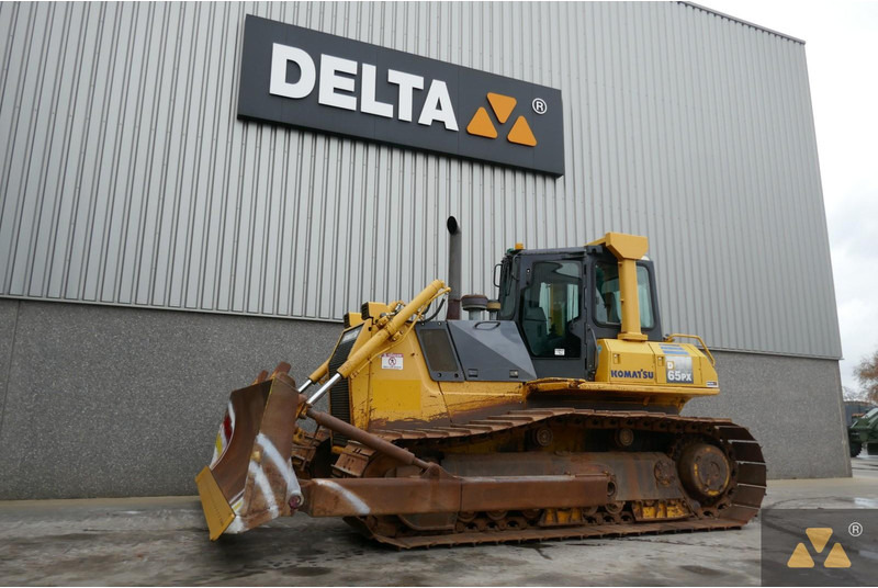 Komatsu D65PX-15EO - Puskutraktori: kuva Komatsu D65PX-15EO - Puskutraktori Komatsu D65PX-15EO - Puskutraktori: kuva Komatsu D65PX-15EO - Puskutraktori