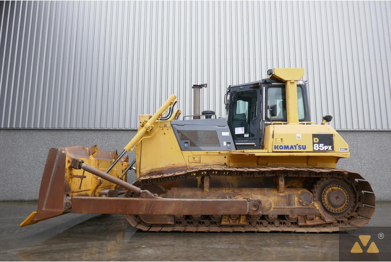 Komatsu D85PX-15 - Puskutraktori: kuva Komatsu D85PX-15 - Puskutraktori Komatsu D85PX-15 - Puskutraktori: kuva Komatsu D85PX-15 - Puskutraktori