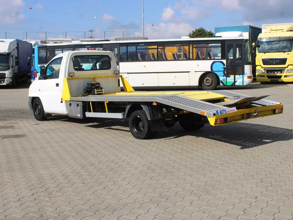 Hyundai H1 TRUCK, EURO 3, DRIVEWAYS, WINCH, TIRES 90% - Hinausauto: kuva Hyundai H1 TRUCK, EURO 3, DRIVEWAYS, WINCH, TIRES 90% - Hinausauto Hyundai H1 TRUCK, EURO 3, DRIVEWAYS, WINCH, TIRES 90% - Hinausauto: kuva Hyundai H1 TRUCK, EURO 3, DRIVEWAYS, WINCH, TIRES 90% - Hinausauto