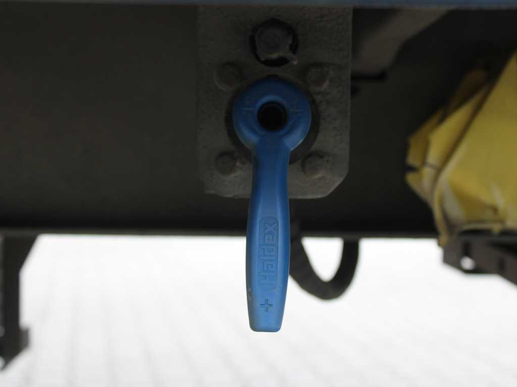 Panav TV010L - Pressukapelliperävaunu: kuva  Panav TV010L - Pressukapelliperävaunu Panav TV010L - Pressukapelliperävaunu: kuva  Panav TV010L - Pressukapelliperävaunu