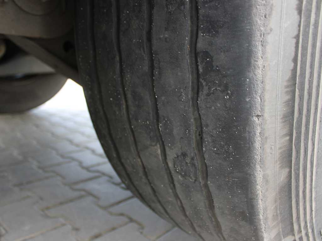 Pressukapellipuoliperävaunu Schwarzmüller SPA 3/E, SAF AXLES, MULTILOCK, MULDA: kuva Pressukapellipuoliperävaunu Schwarzmüller SPA 3/E, SAF AXLES, MULTILOCK, MULDA Pressukapellipuoliperävaunu Schwarzmüller SPA 3/E, SAF AXLES, MULTILOCK, MULDA: kuva Pressukapellipuoliperävaunu Schwarzmüller SPA 3/E, SAF AXLES, MULTILOCK, MULDA