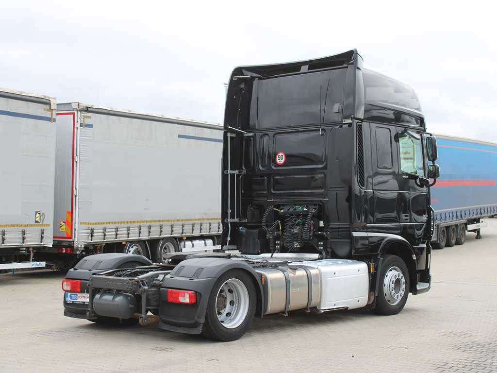 DAF XF 460, EURO 6, LOWDECK - Vetopöytäauto: kuva DAF XF 460, EURO 6, LOWDECK - Vetopöytäauto DAF XF 460, EURO 6, LOWDECK - Vetopöytäauto: kuva DAF XF 460, EURO 6, LOWDECK - Vetopöytäauto