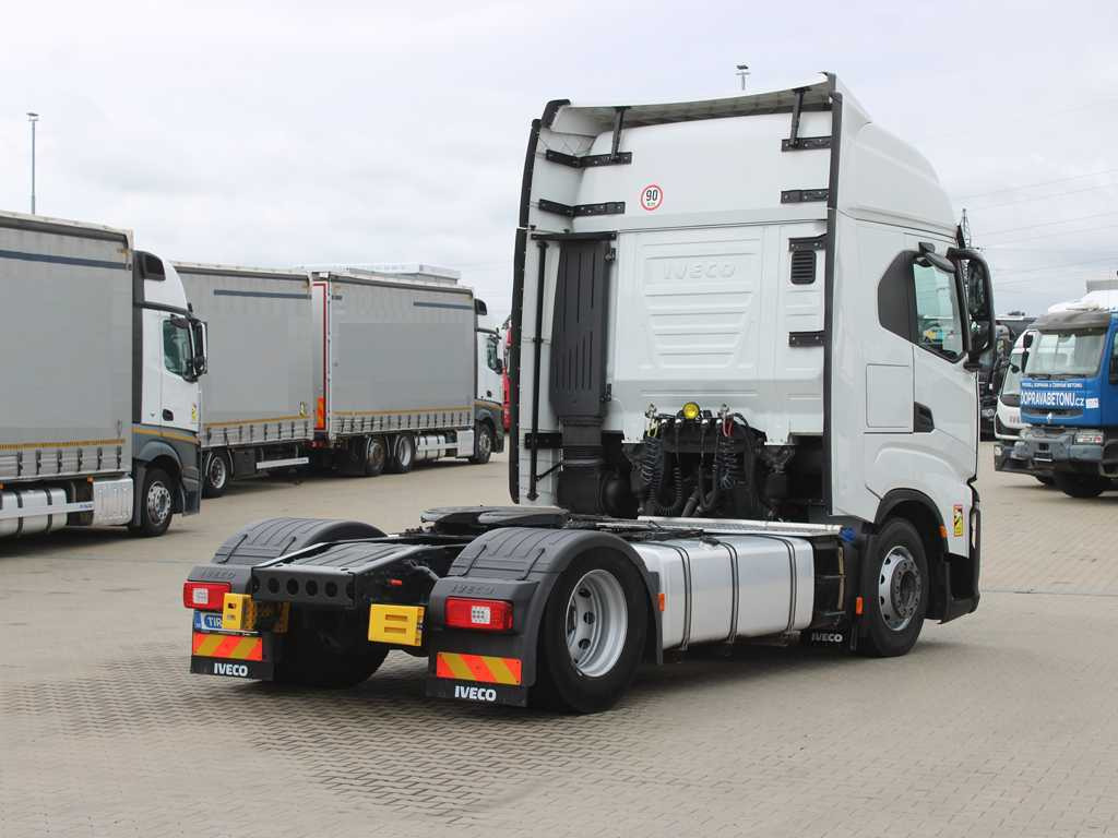 Iveco S-WAY 480, EURO 6, RETARDER, NAVIGATION, INDEPENDENT AIR CONDITIONING - Vetopöytäauto: kuva Iveco S-WAY 480, EURO 6, RETARDER, NAVIGATION, INDEPENDENT AIR CONDITIONING - Vetopöytäauto Iveco S-WAY 480, EURO 6, RETARDER, NAVIGATION, INDEPENDENT AIR CONDITIONING - Vetopöytäauto: kuva Iveco S-WAY 480, EURO 6, RETARDER, NAVIGATION, INDEPENDENT AIR CONDITIONING - Vetopöytäauto