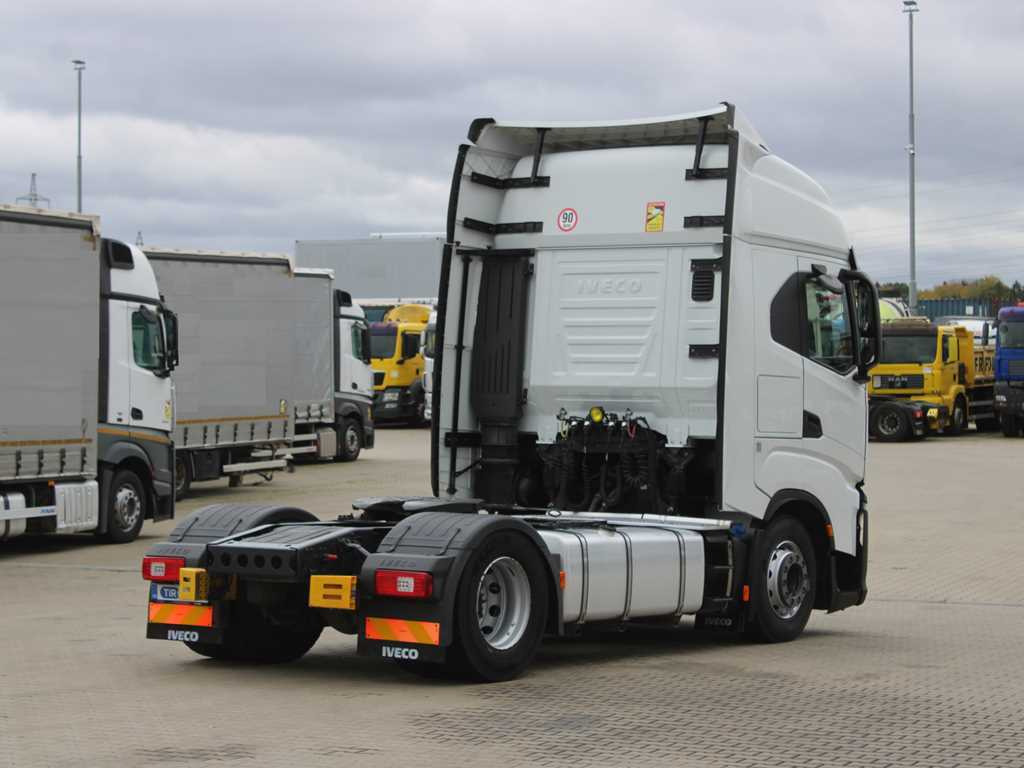 Iveco S-Way 480, EURO 6, INDEPENDENT AIR CONDITIONING, NAVIGATION - Vetopöytäauto: kuva Iveco S-Way 480, EURO 6, INDEPENDENT AIR CONDITIONING, NAVIGATION - Vetopöytäauto Iveco S-Way 480, EURO 6, INDEPENDENT AIR CONDITIONING, NAVIGATION - Vetopöytäauto: kuva Iveco S-Way 480, EURO 6, INDEPENDENT AIR CONDITIONING, NAVIGATION - Vetopöytäauto