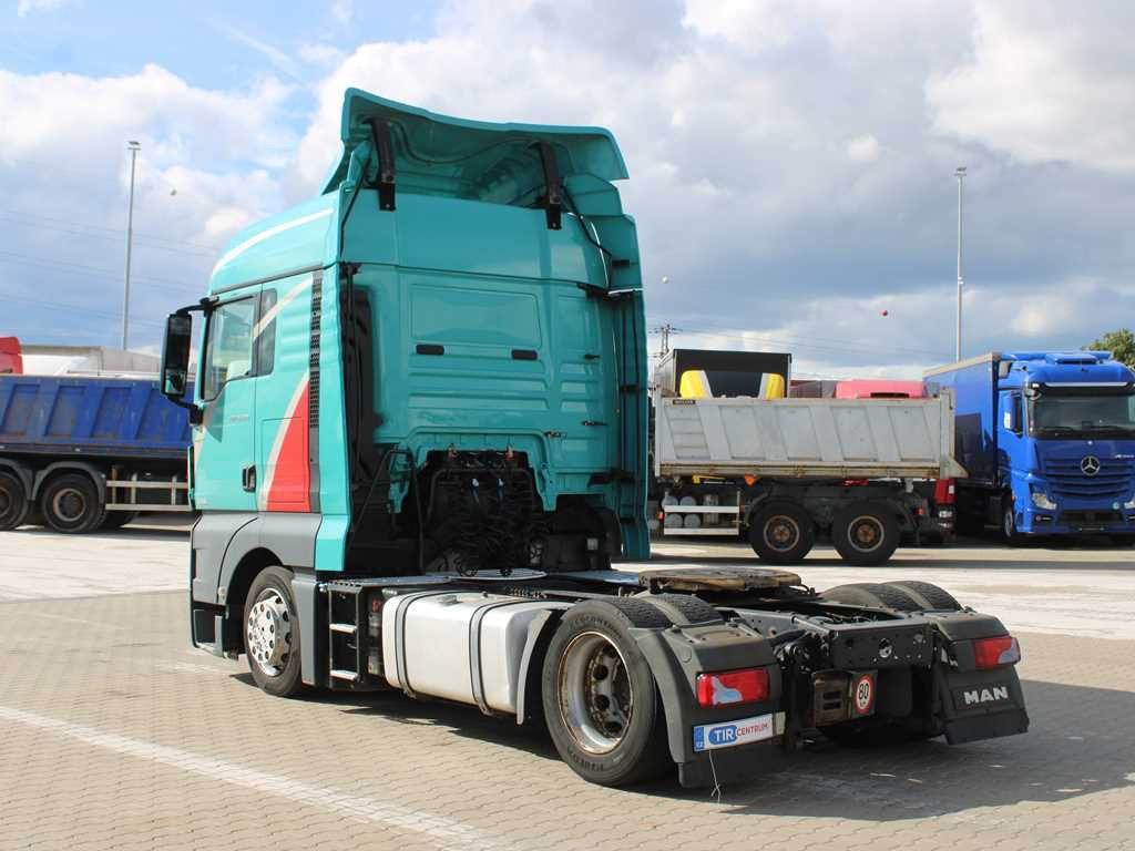 MAN TGX 18.400, EURO 6, LOW DECK - Vetopöytäauto: kuva MAN TGX 18.400, EURO 6, LOW DECK - Vetopöytäauto MAN TGX 18.400, EURO 6, LOW DECK - Vetopöytäauto: kuva MAN TGX 18.400, EURO 6, LOW DECK - Vetopöytäauto
