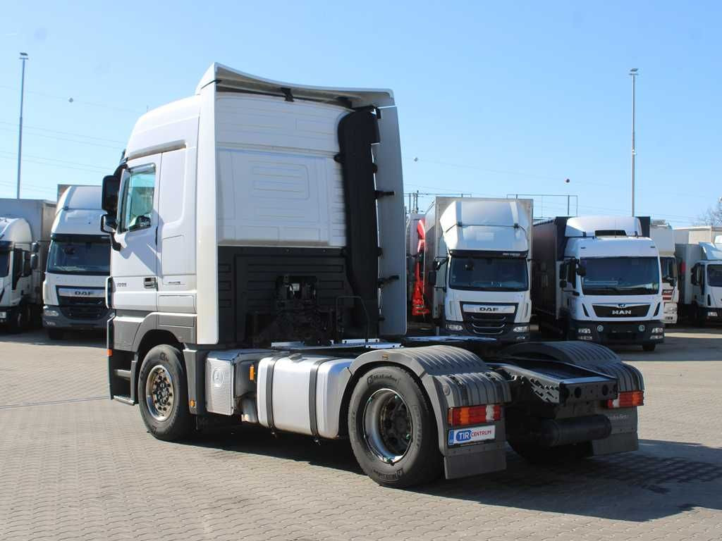 Mercedes-Benz Actros 1844, EURO 5EEV - Vetopöytäauto: kuva Mercedes-Benz Actros 1844, EURO 5EEV - Vetopöytäauto Mercedes-Benz Actros 1844, EURO 5EEV - Vetopöytäauto: kuva Mercedes-Benz Actros 1844, EURO 5EEV - Vetopöytäauto
