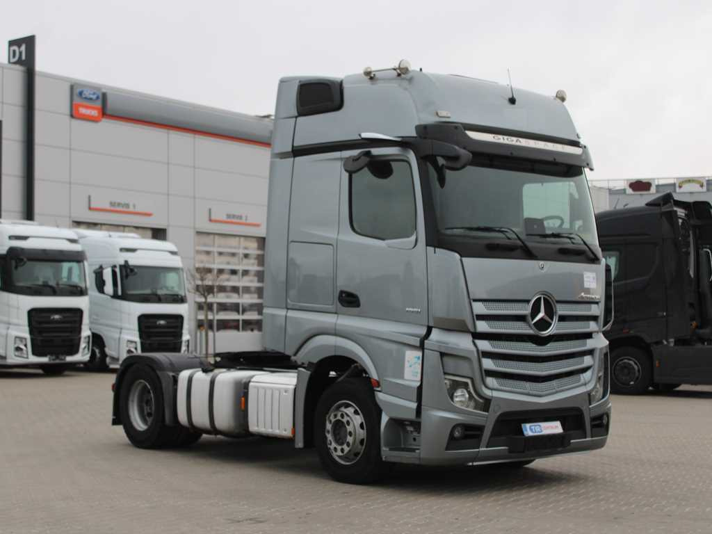 Mercedes-Benz Actros 1851, EURO 6, NAVIGATION - Vetopöytäauto: kuva Mercedes-Benz Actros 1851, EURO 6, NAVIGATION - Vetopöytäauto Mercedes-Benz Actros 1851, EURO 6, NAVIGATION - Vetopöytäauto: kuva Mercedes-Benz Actros 1851, EURO 6, NAVIGATION - Vetopöytäauto