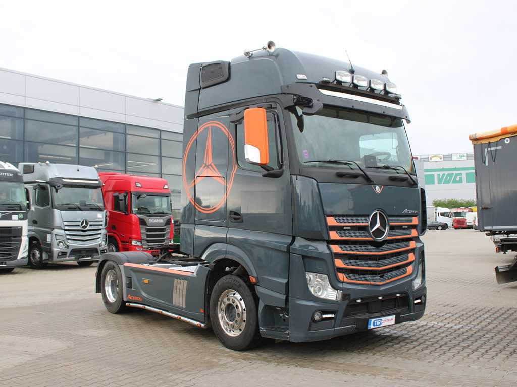 Mercedes-Benz Actros 1863, HYDRAULIC, EURO 6 - Vetopöytäauto: kuva Mercedes-Benz Actros 1863, HYDRAULIC, EURO 6 - Vetopöytäauto Mercedes-Benz Actros 1863, HYDRAULIC, EURO 6 - Vetopöytäauto: kuva Mercedes-Benz Actros 1863, HYDRAULIC, EURO 6 - Vetopöytäauto