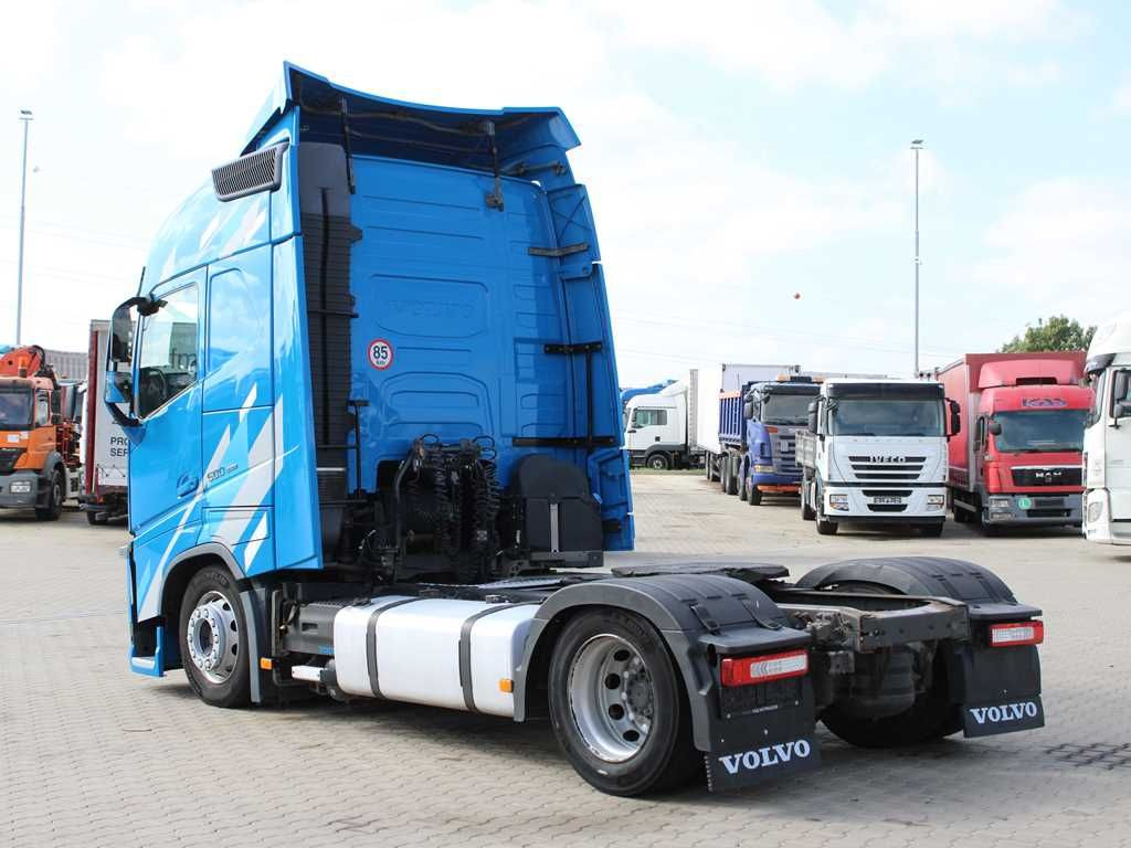 Volvo FH 500, LOWDECK, VEB+, EURO 6 - Vetopöytäauto: kuva Volvo FH 500, LOWDECK, VEB+, EURO 6 - Vetopöytäauto Volvo FH 500, LOWDECK, VEB+, EURO 6 - Vetopöytäauto: kuva Volvo FH 500, LOWDECK, VEB+, EURO 6 - Vetopöytäauto
