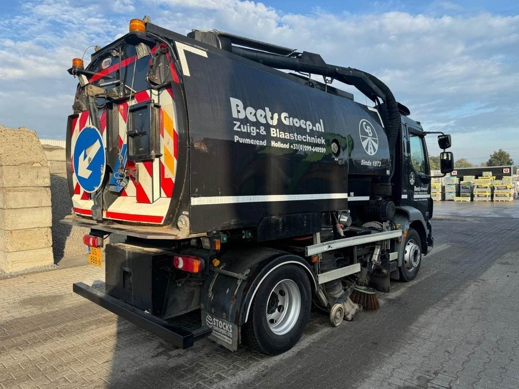 DAF FA LF55 - Lakaisuauto: kuva DAF FA LF55 - Lakaisuauto DAF FA LF55 - Lakaisuauto: kuva DAF FA LF55 - Lakaisuauto