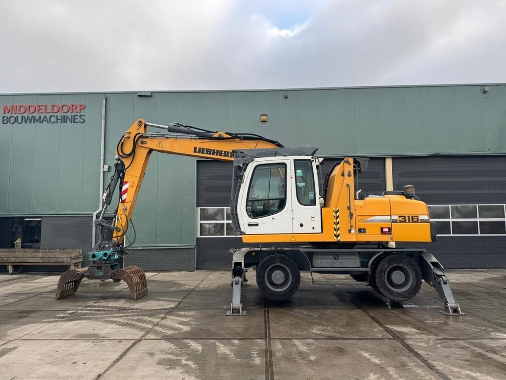Liebherr A 316 - Materiaalinkäsittelykone: kuva Liebherr A 316 - Materiaalinkäsittelykone Liebherr A 316 - Materiaalinkäsittelykone: kuva Liebherr A 316 - Materiaalinkäsittelykone