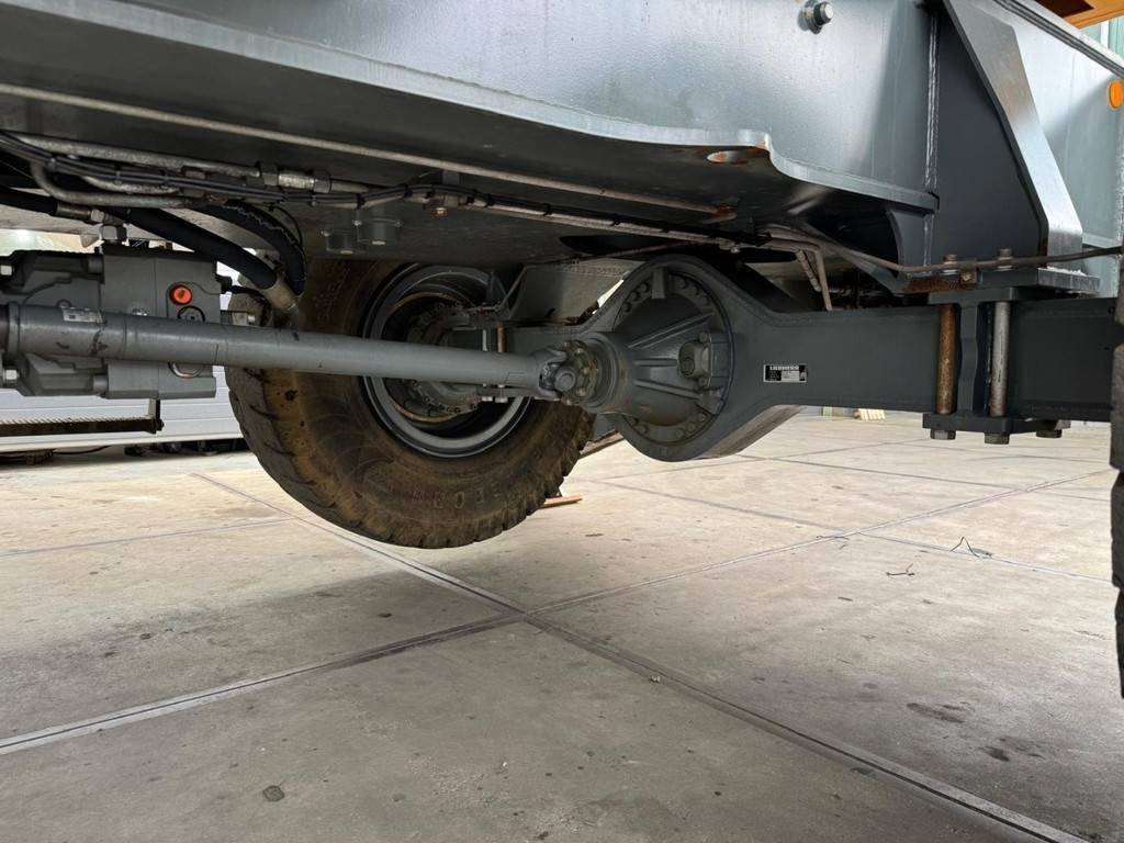 Materiaalinkäsittelykone Liebherr LH 50 M: kuva Materiaalinkäsittelykone Liebherr LH 50 M Materiaalinkäsittelykone Liebherr LH 50 M: kuva Materiaalinkäsittelykone Liebherr LH 50 M